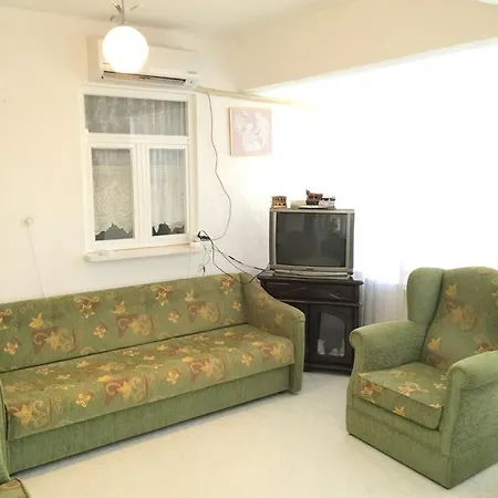Ada Village House דטקה